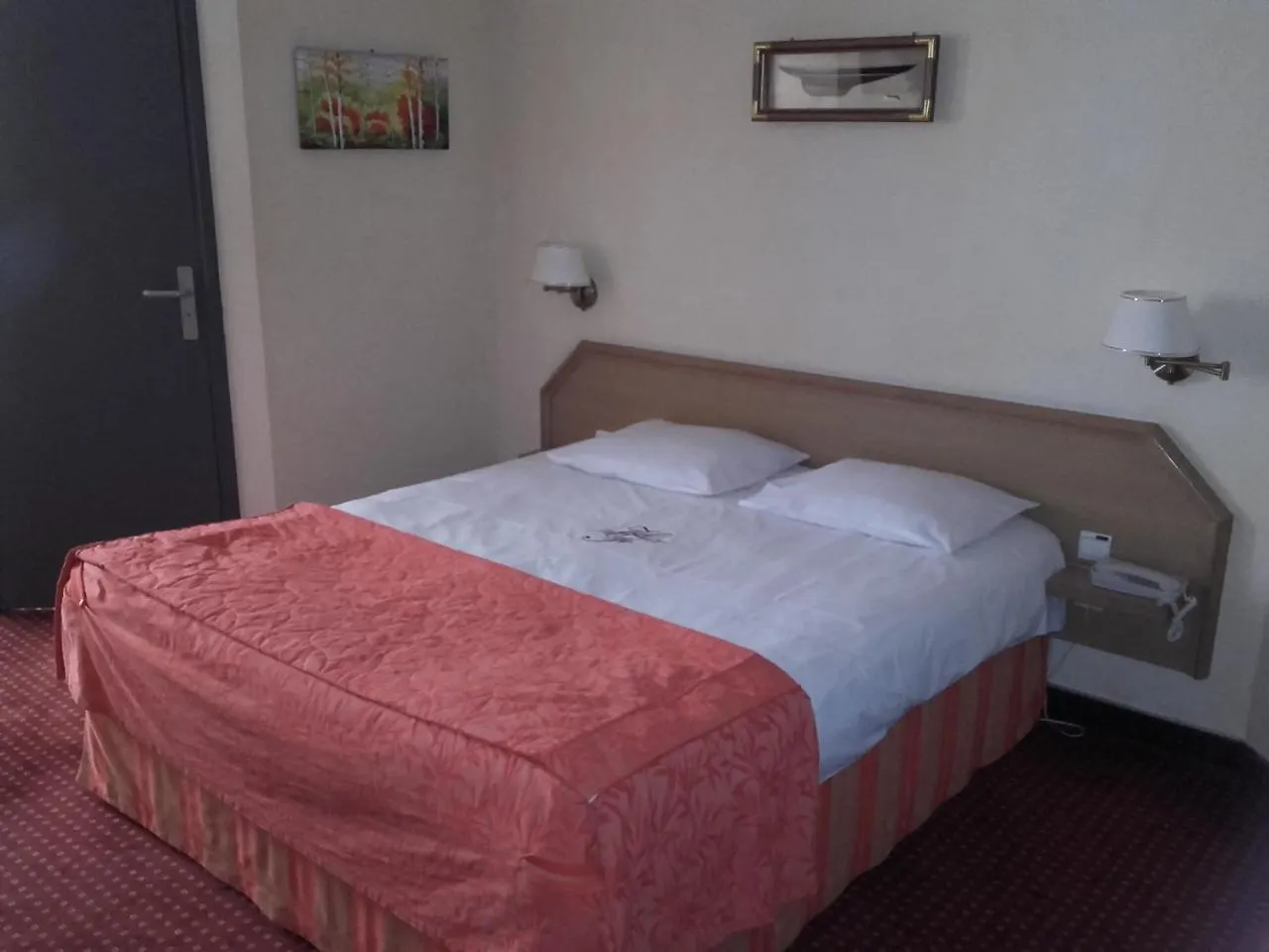 ***  Hotel Foch Lyon France