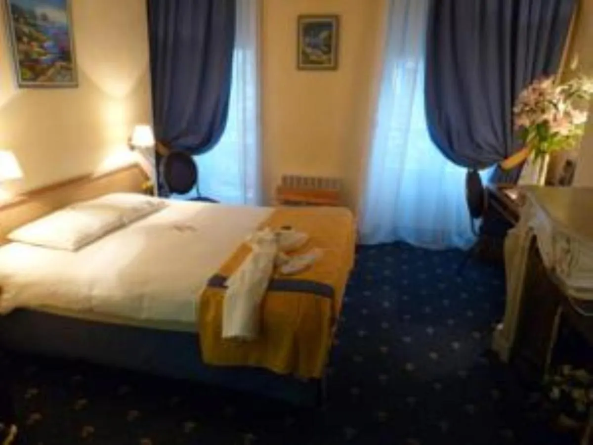 Hotel Foch Lyon
